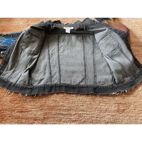 CLIO PETITES painted Women’s Denim Zippers Jacket Size 8 - Picture 6 of 8